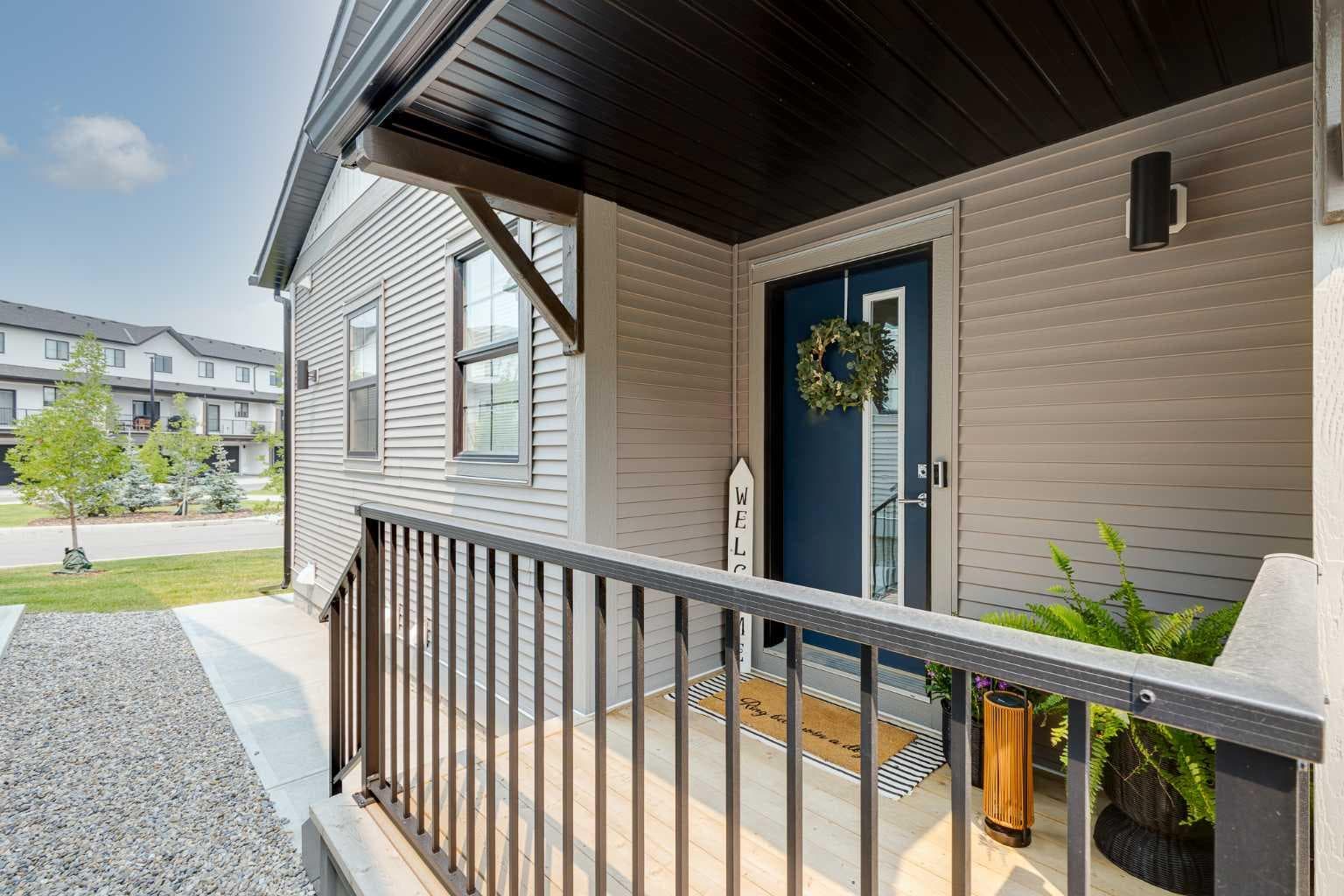 1803, 201 Cooperswood Green SW