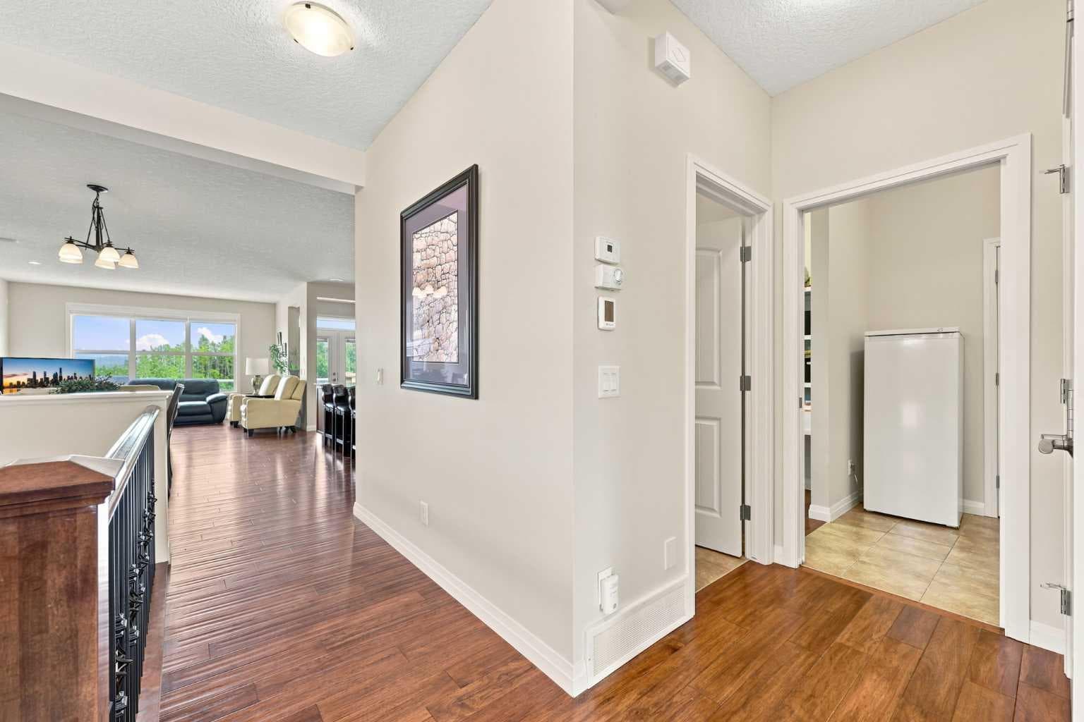14 Ridge View Place 