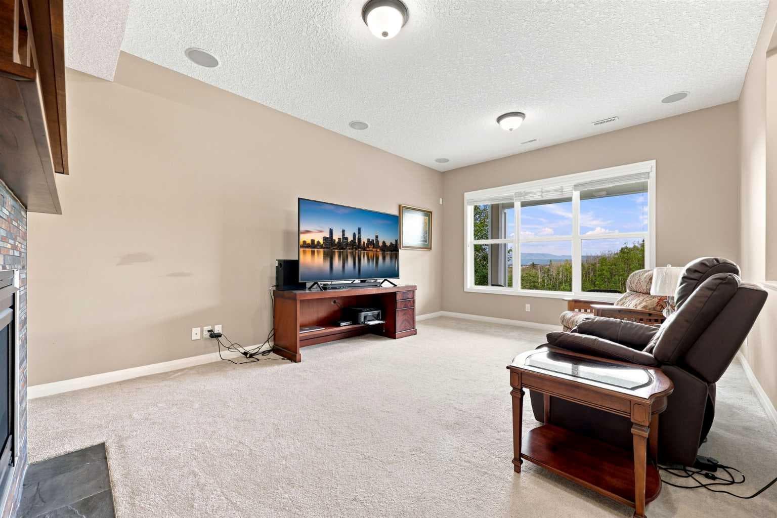 14 Ridge View Place 