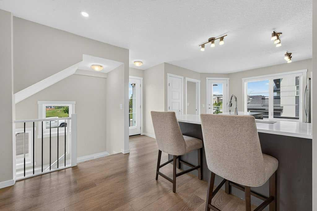 709, 474 Seton Circle SE