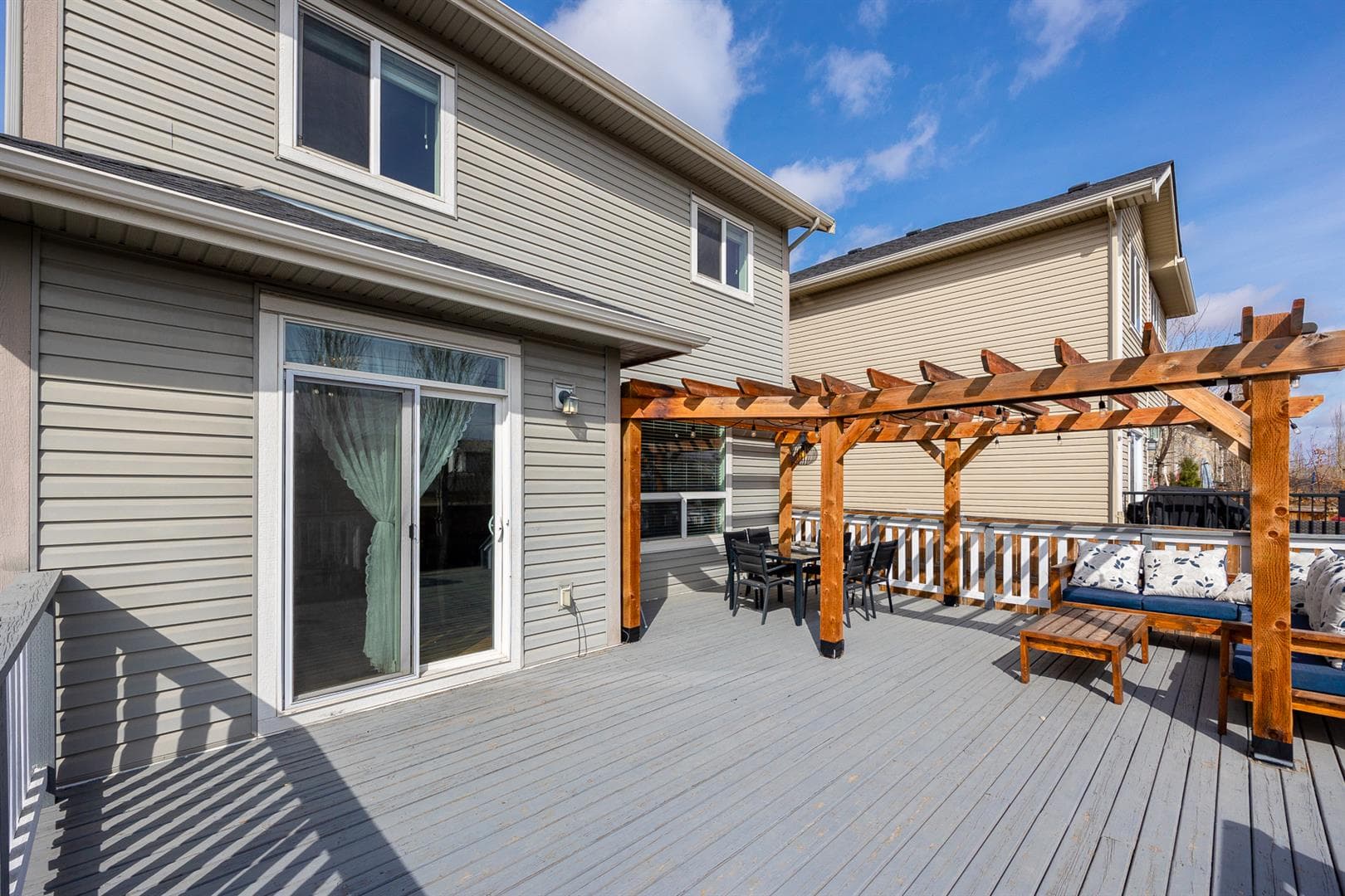 462 Williamstown Green NW