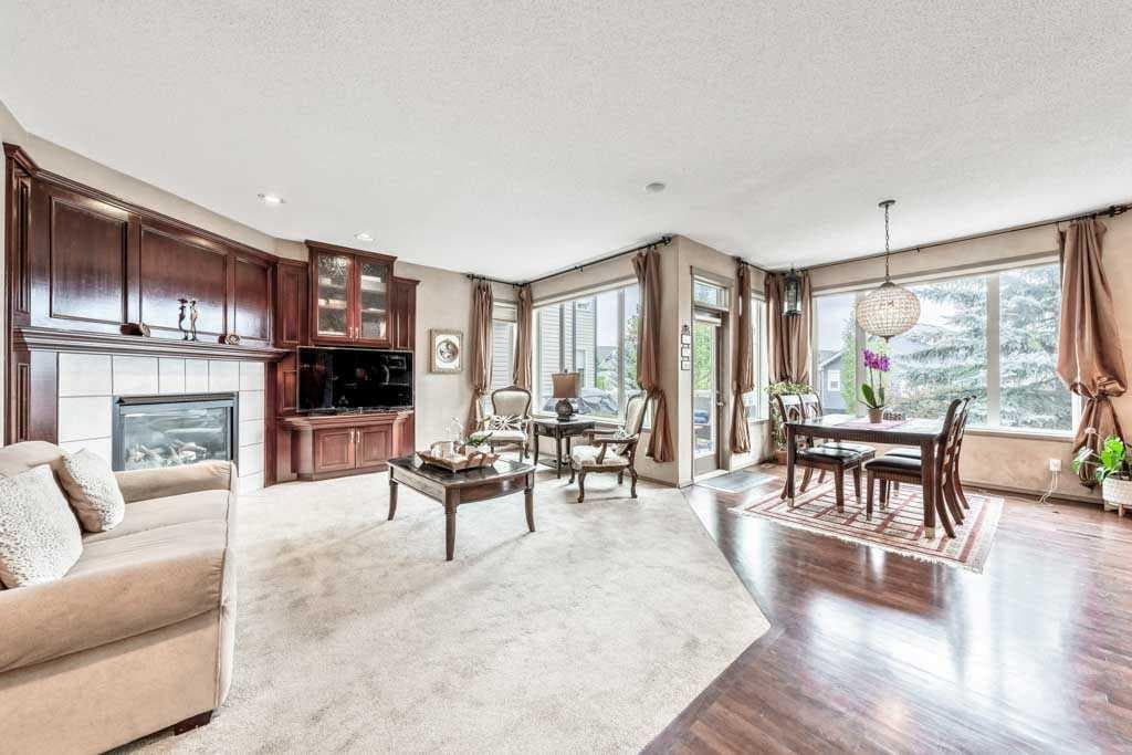 40 Cougar Ridge Heights SW