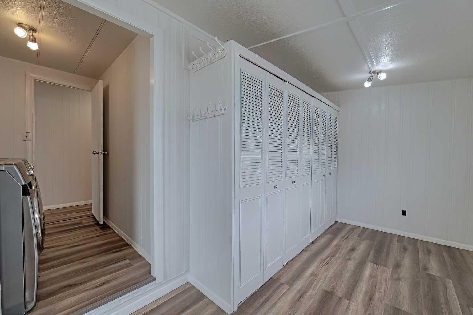 303, 99 Arbour Lake Road NW