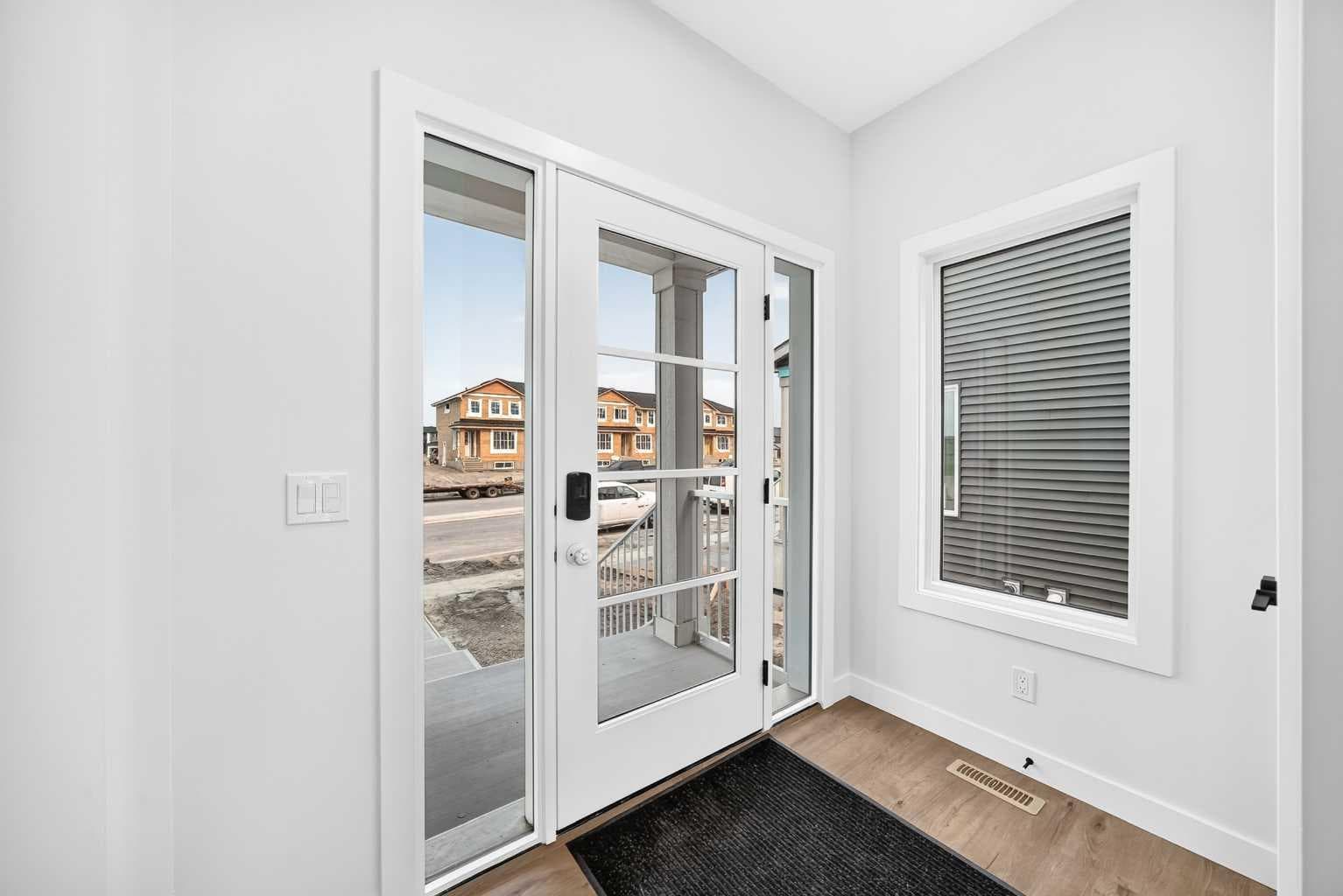 182 Lanark Gate SE