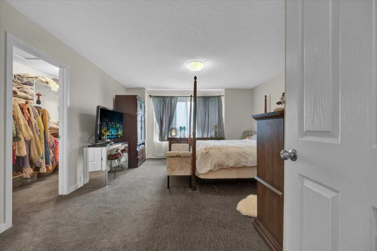 226 Sunset Point 