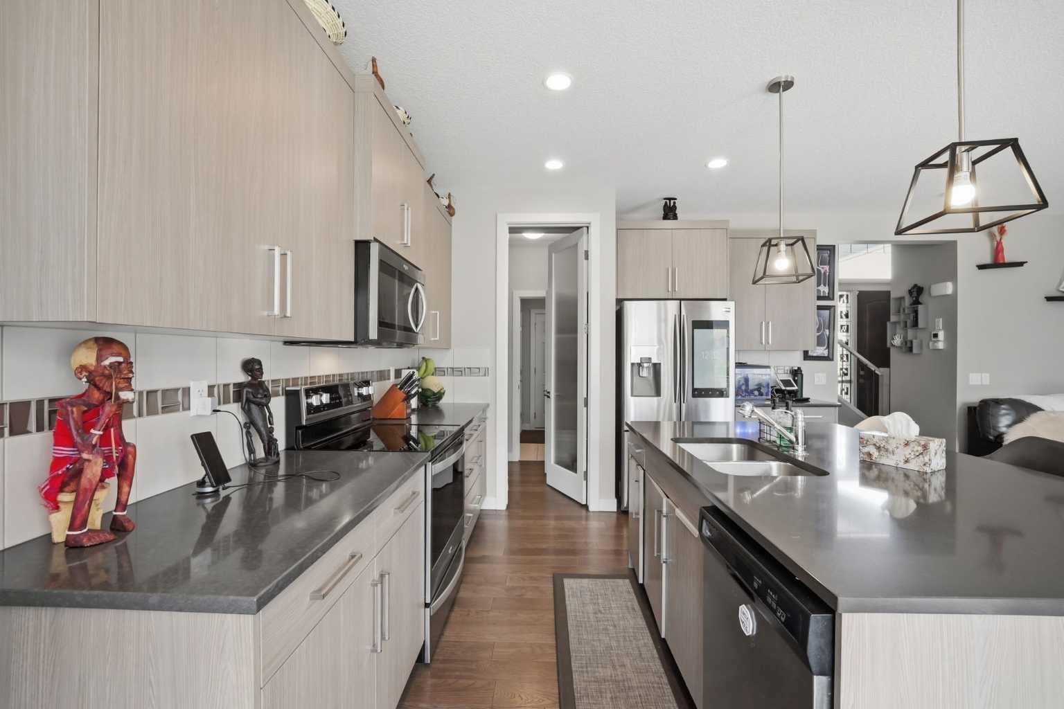 52 Sunrise Way 
