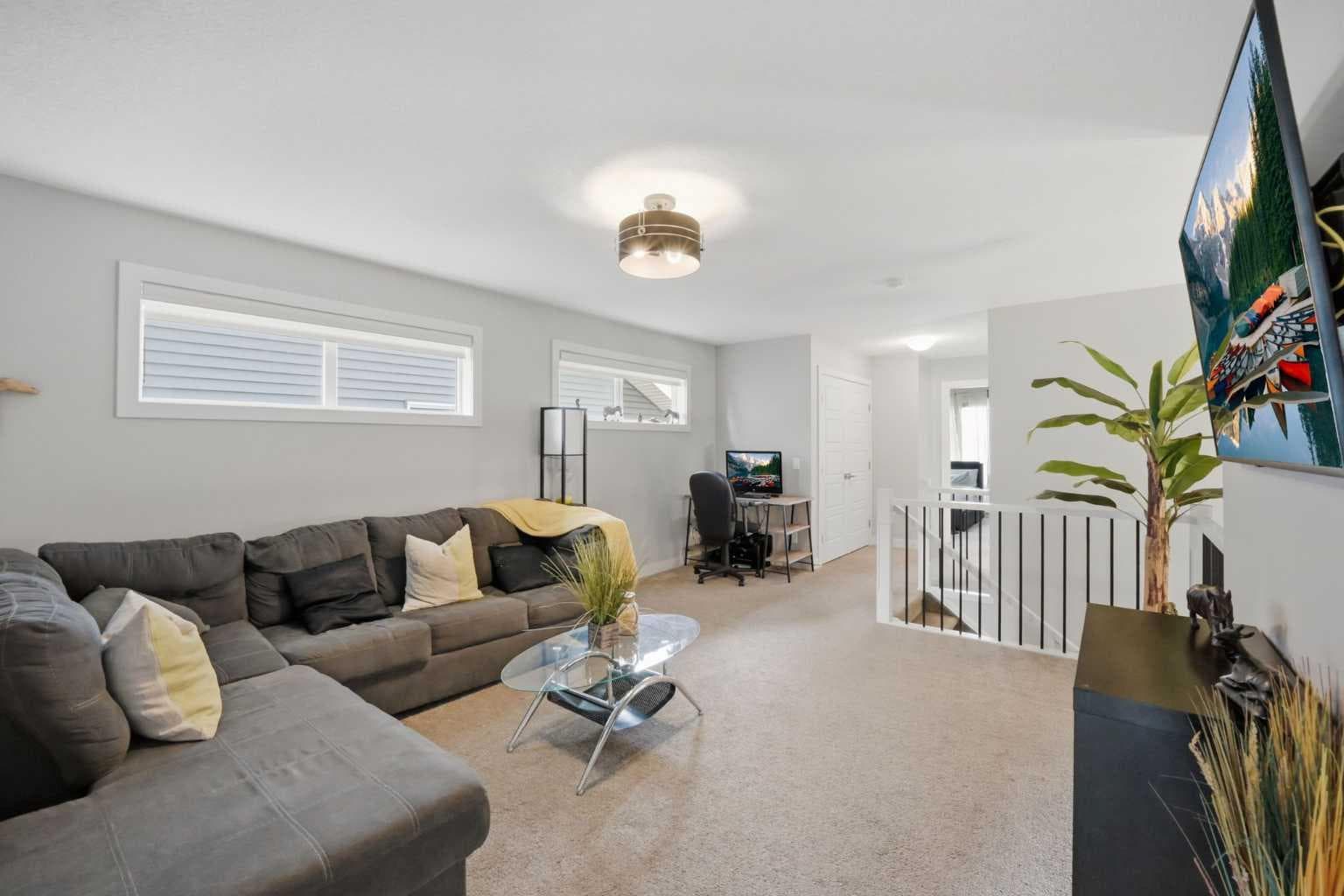 52 Sunrise Way 