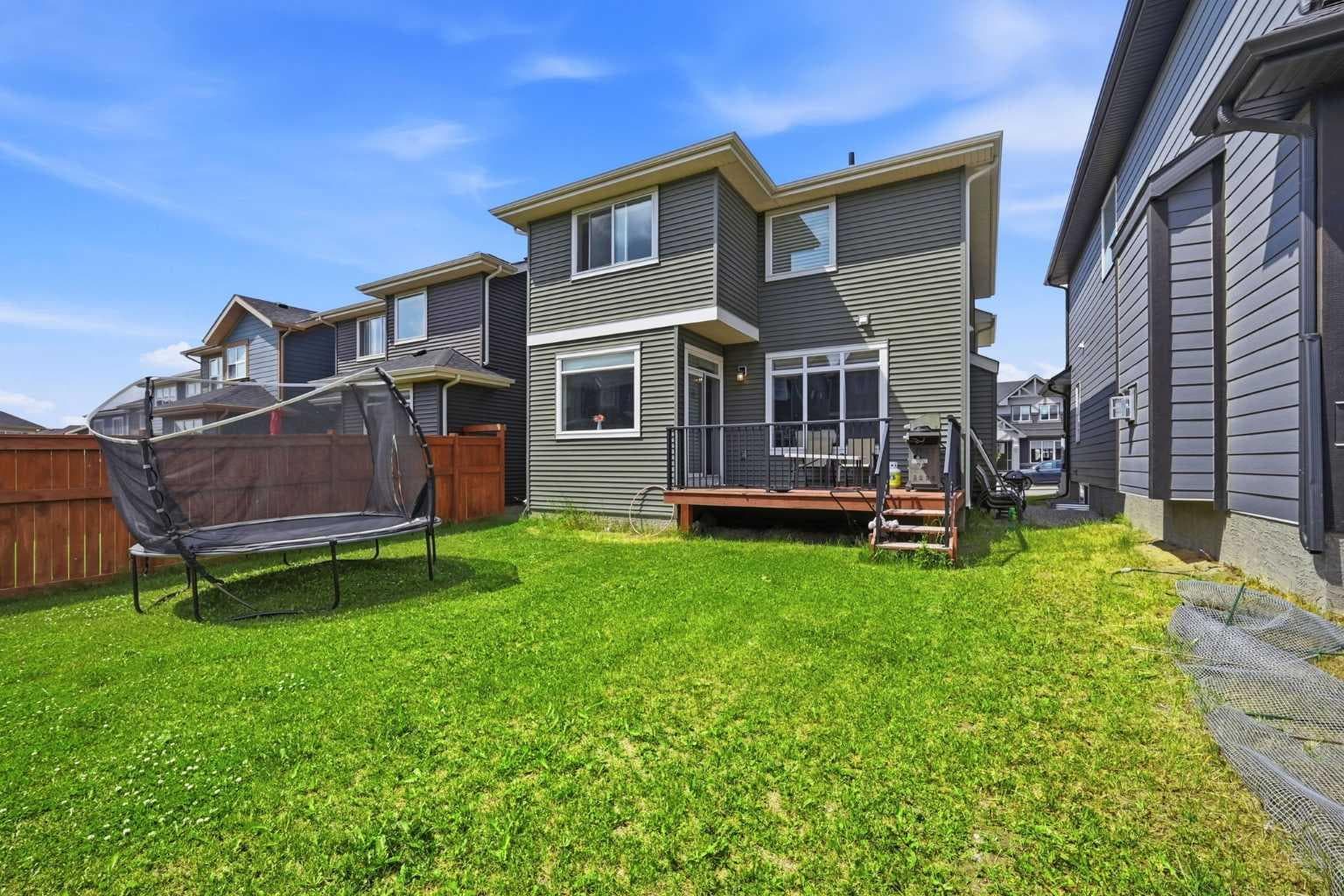 52 Sunrise Way 