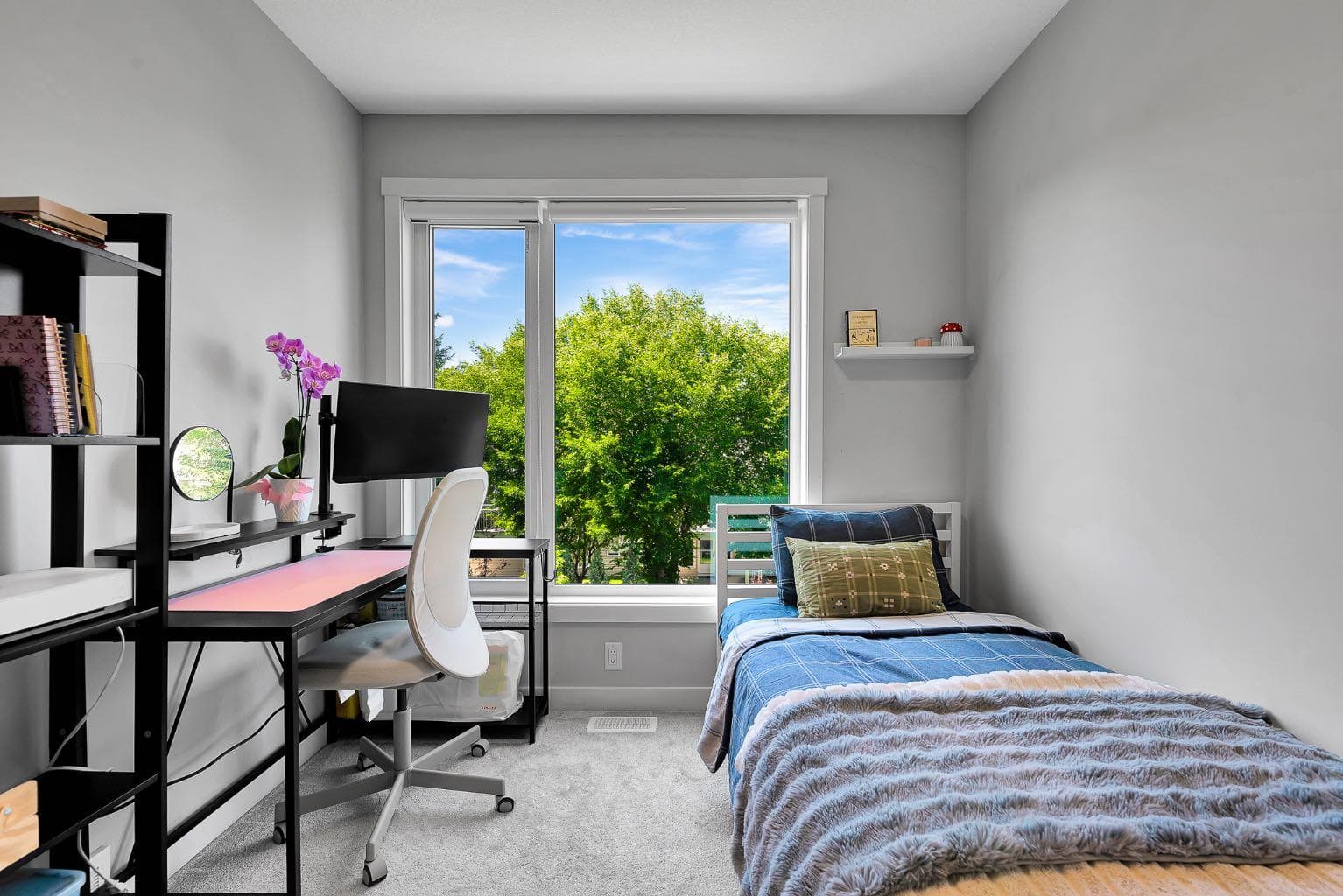 426 Shawnee Square SW