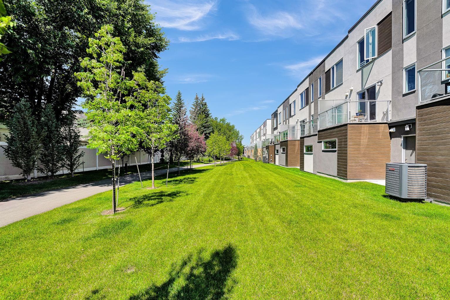 426 Shawnee Square SW