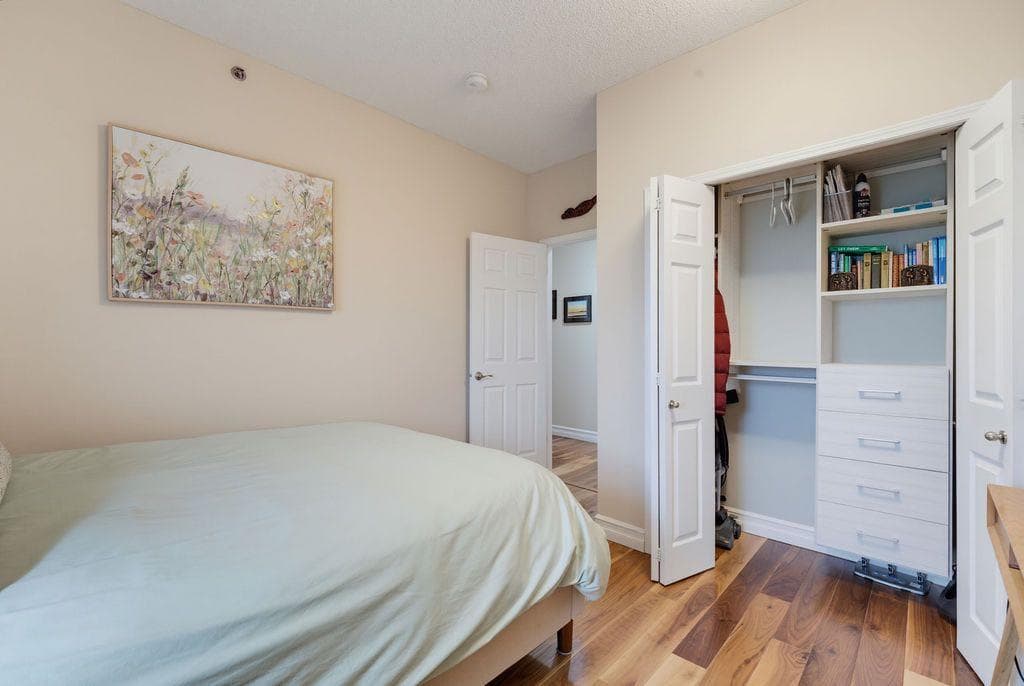 205, 4835 Dalhousie Drive NW