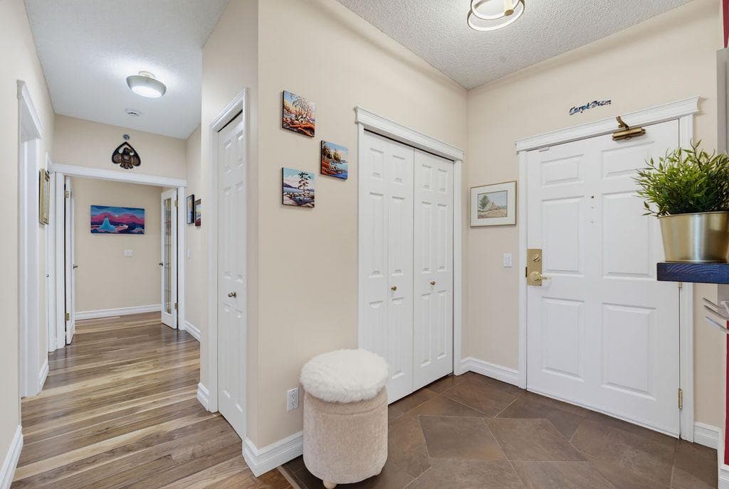205, 4835 Dalhousie Drive NW
