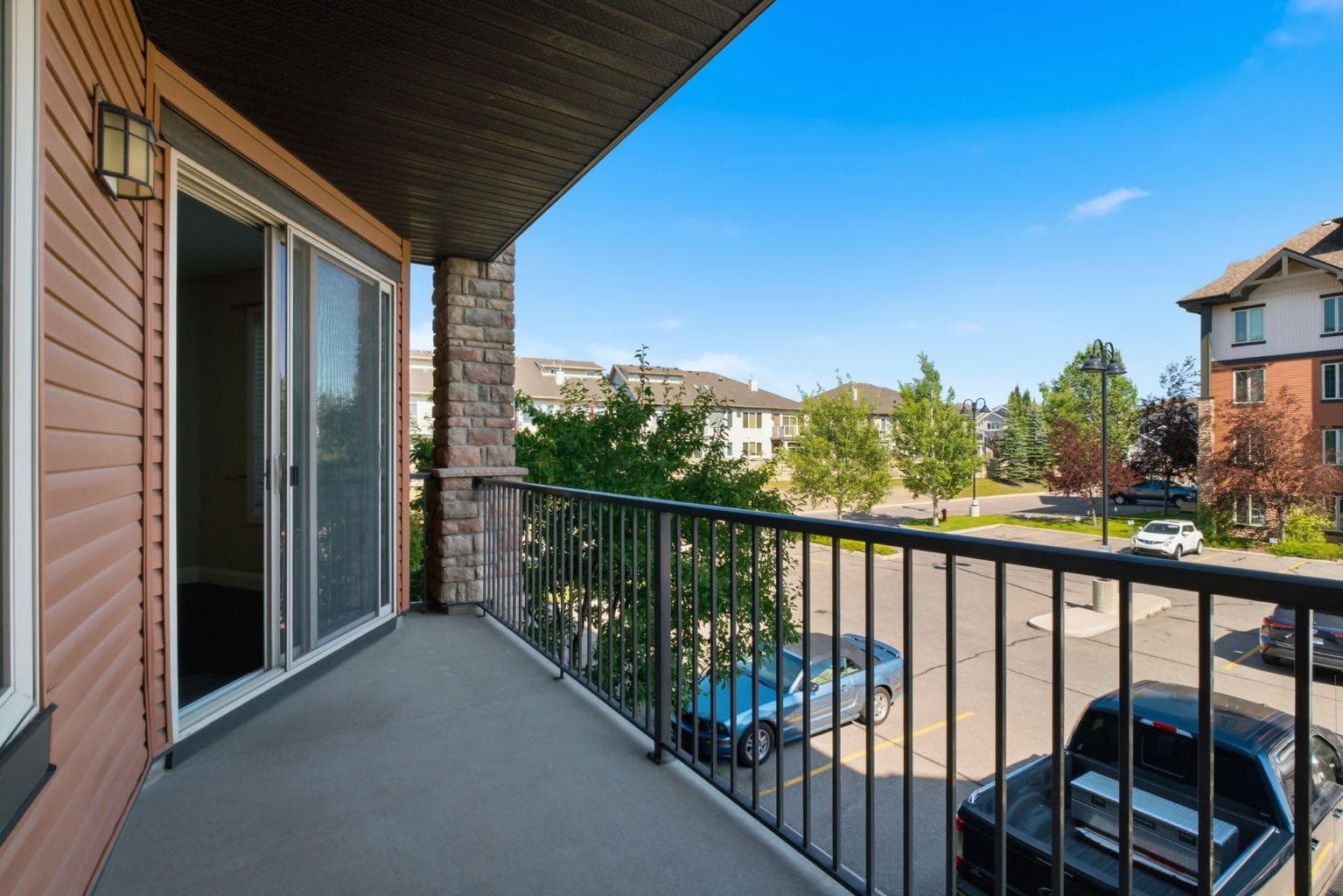 2208, 15 Sunset Square 