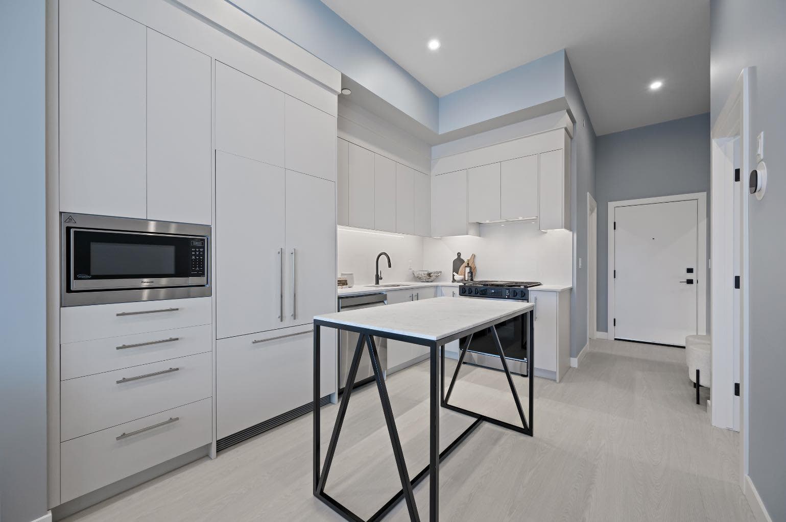 103, 8375 Broadcast Avenue SW