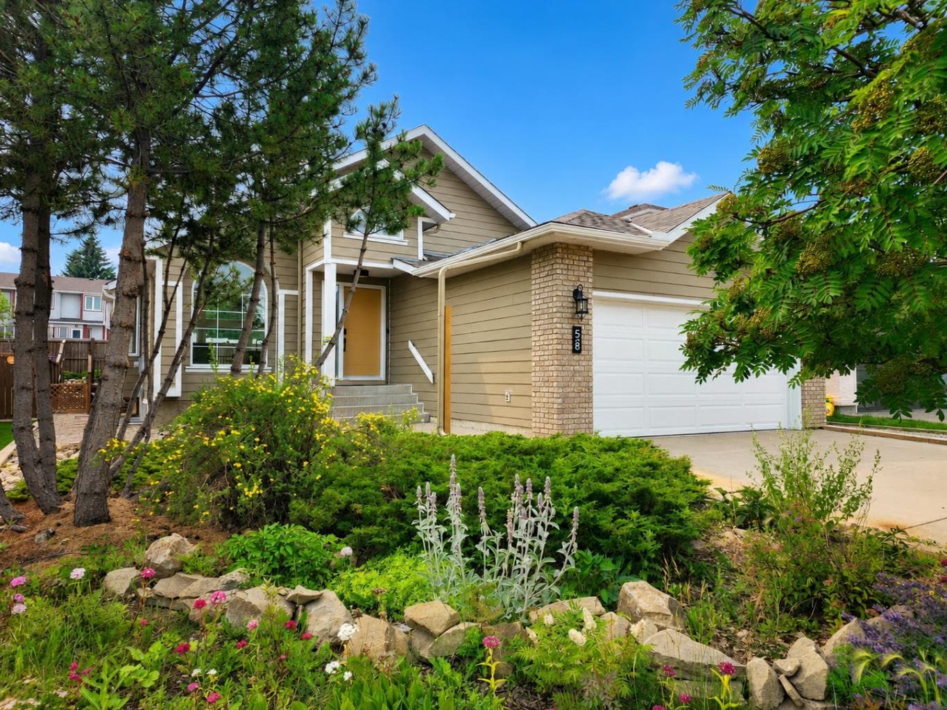 58 Edgevalley Close NW