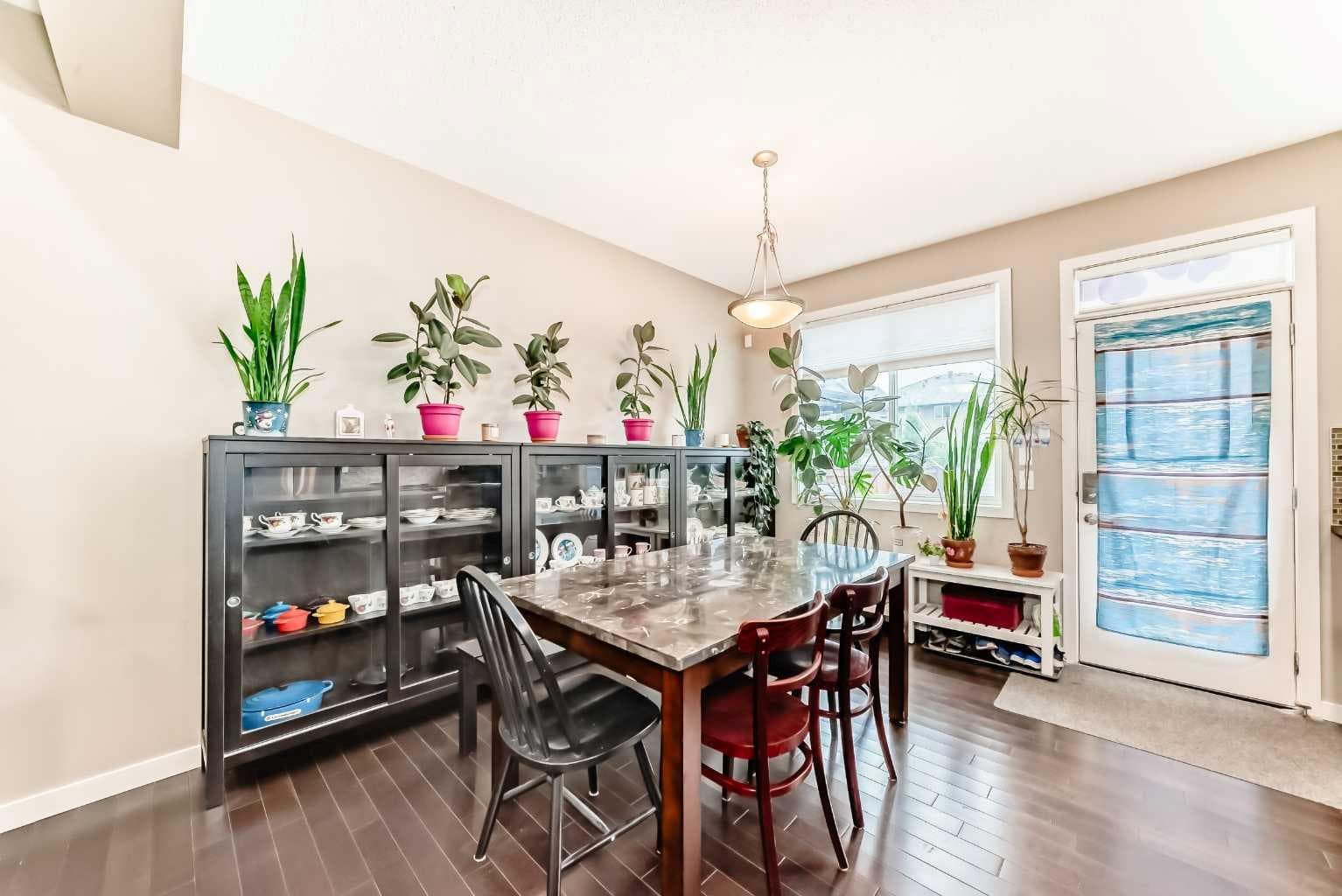 109 New Brighton Park SE