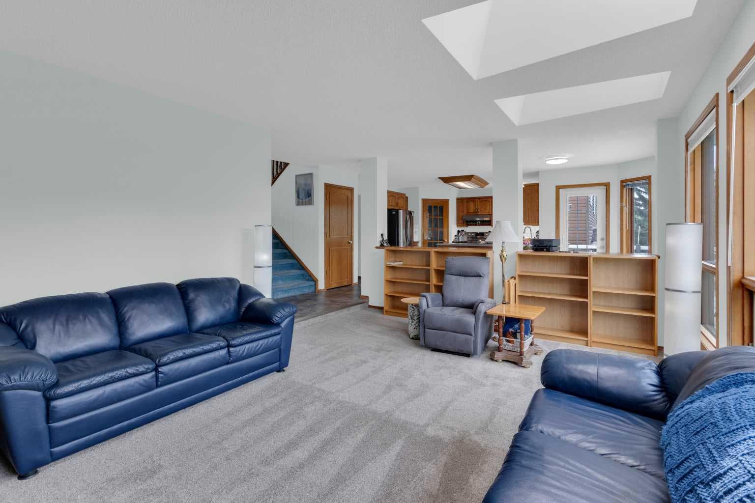 359 Schubert Place NW