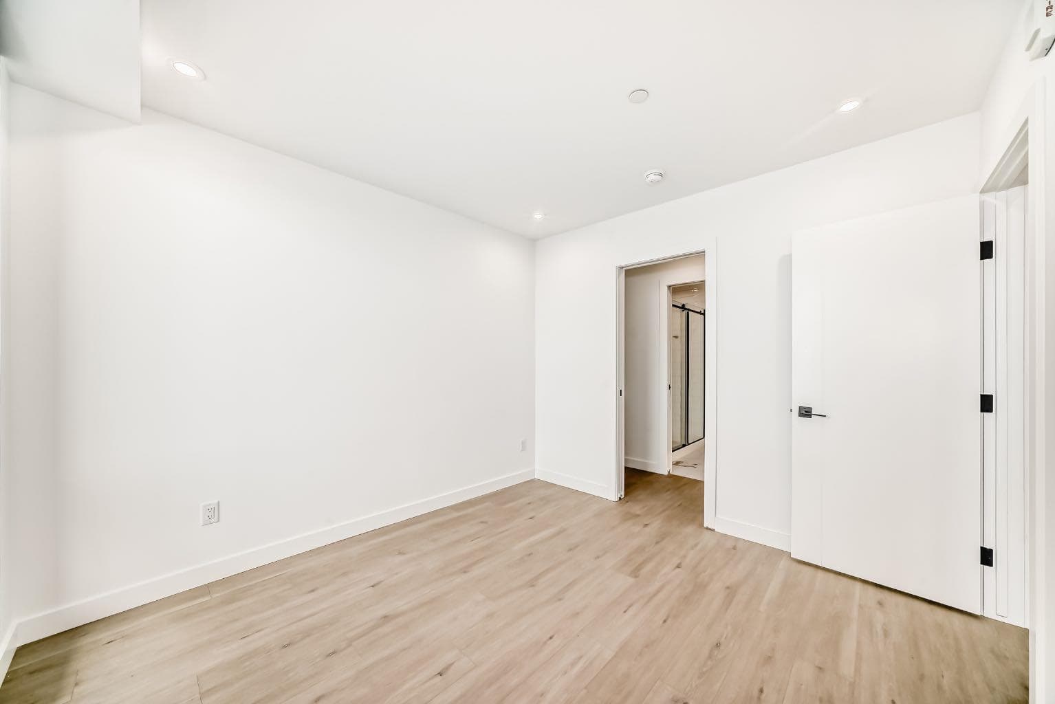 415, 8375 Broadcast Avenue SW