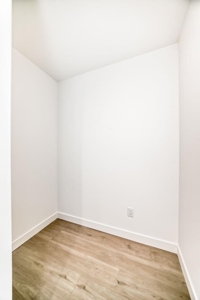415, 8375 Broadcast Avenue SW