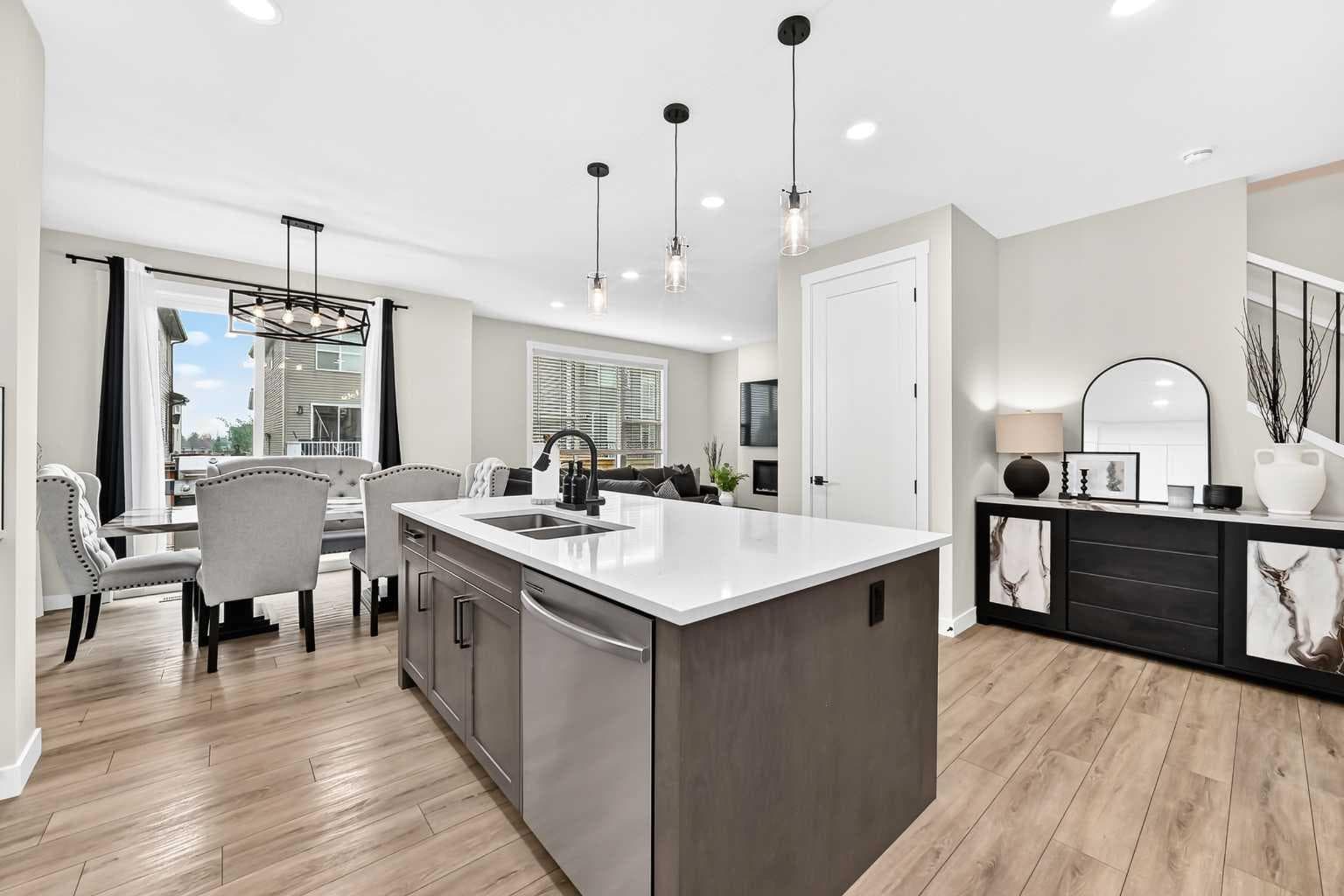 427 Kinniburgh Loop 