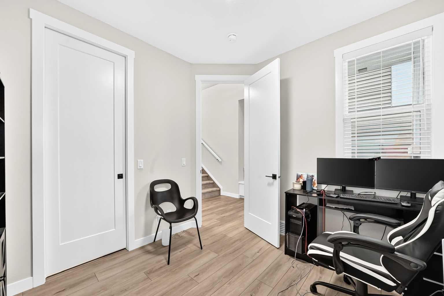 427 Kinniburgh Loop 