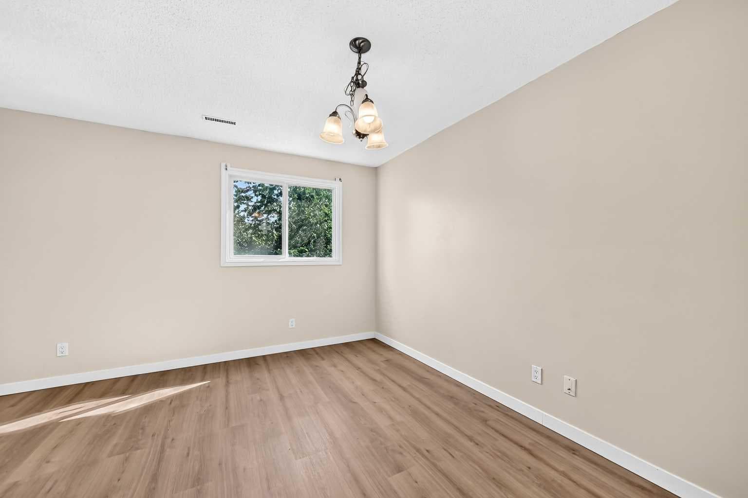 7, 3800 Fonda Way SE