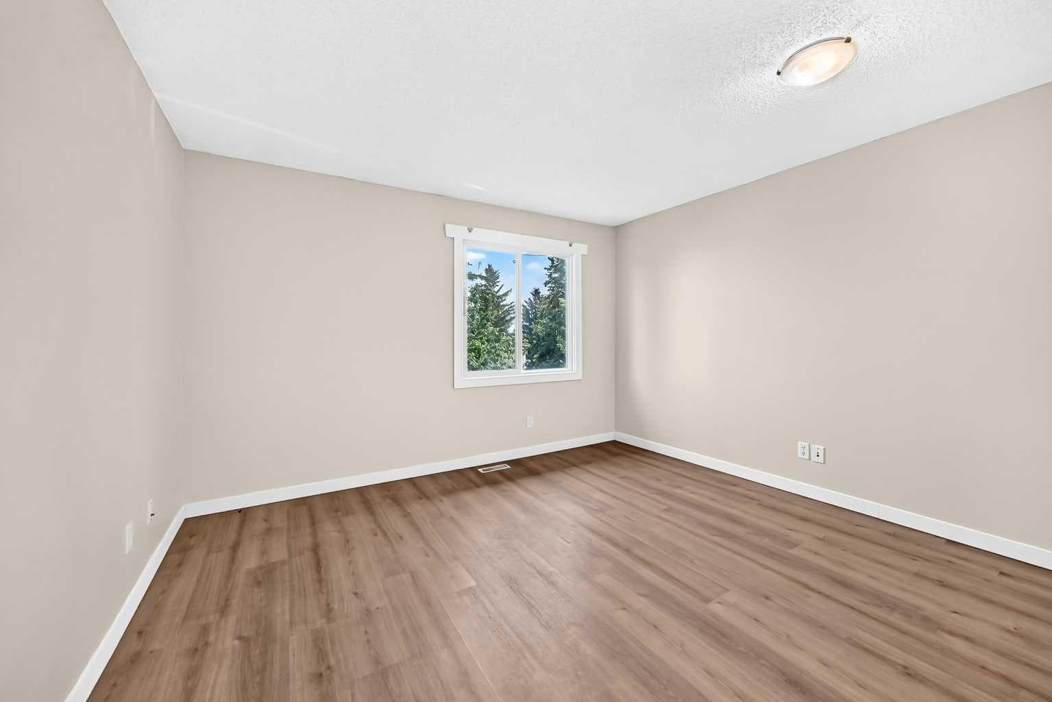 7, 3800 Fonda Way SE