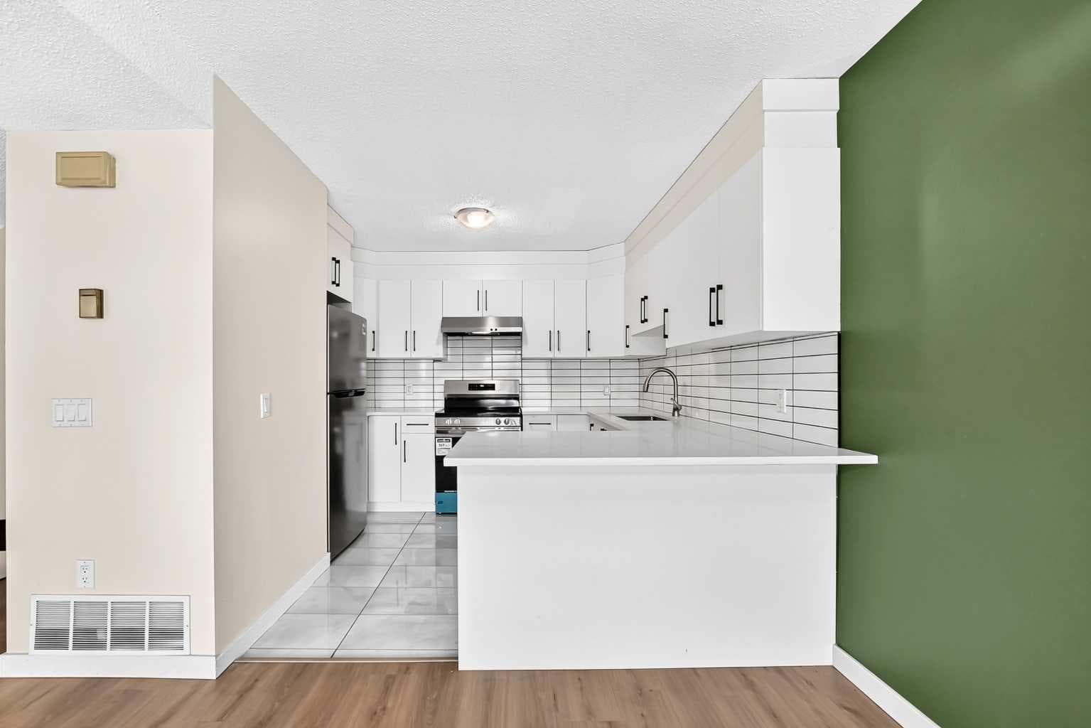 7, 3800 Fonda Way SE