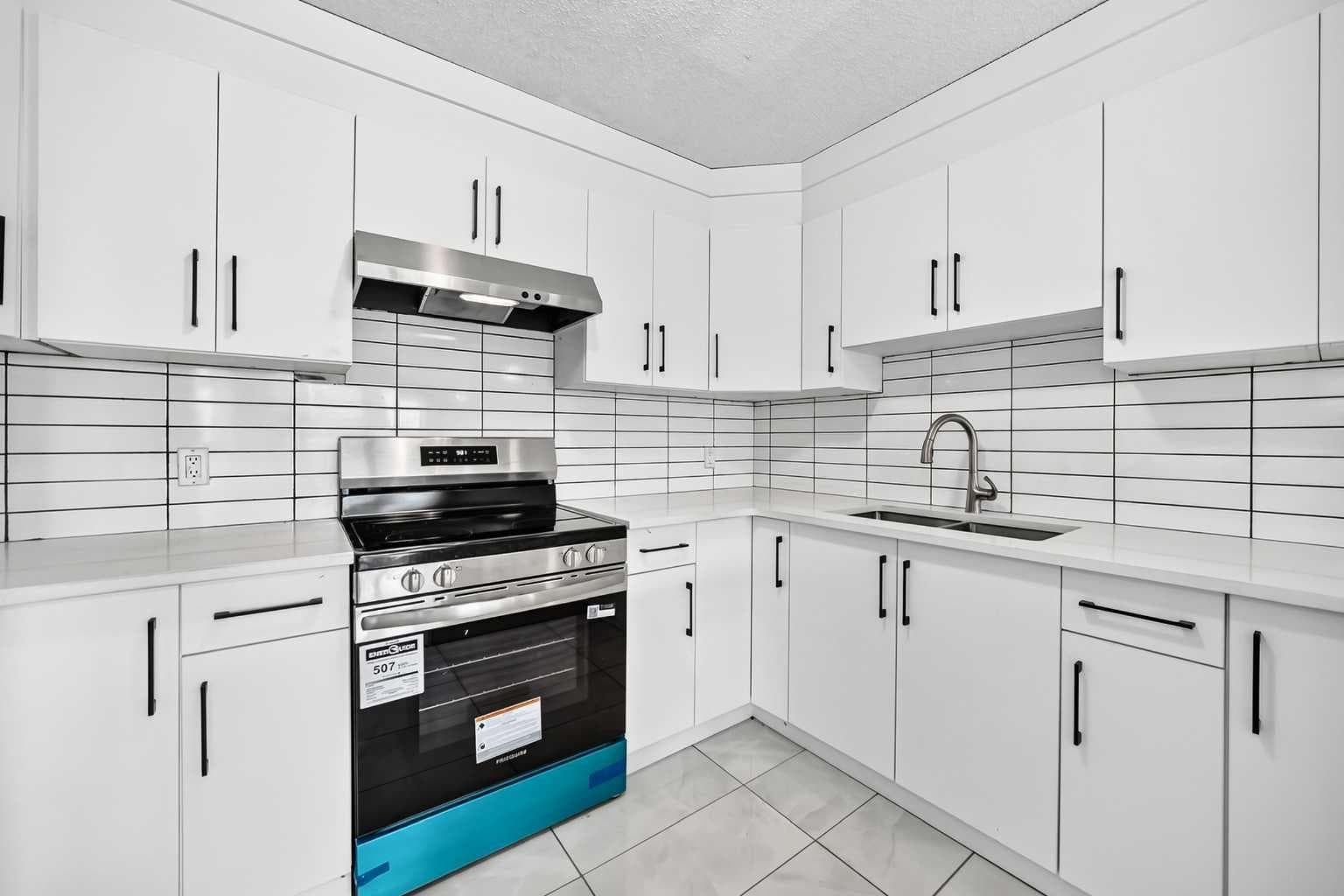 7, 3800 Fonda Way SE