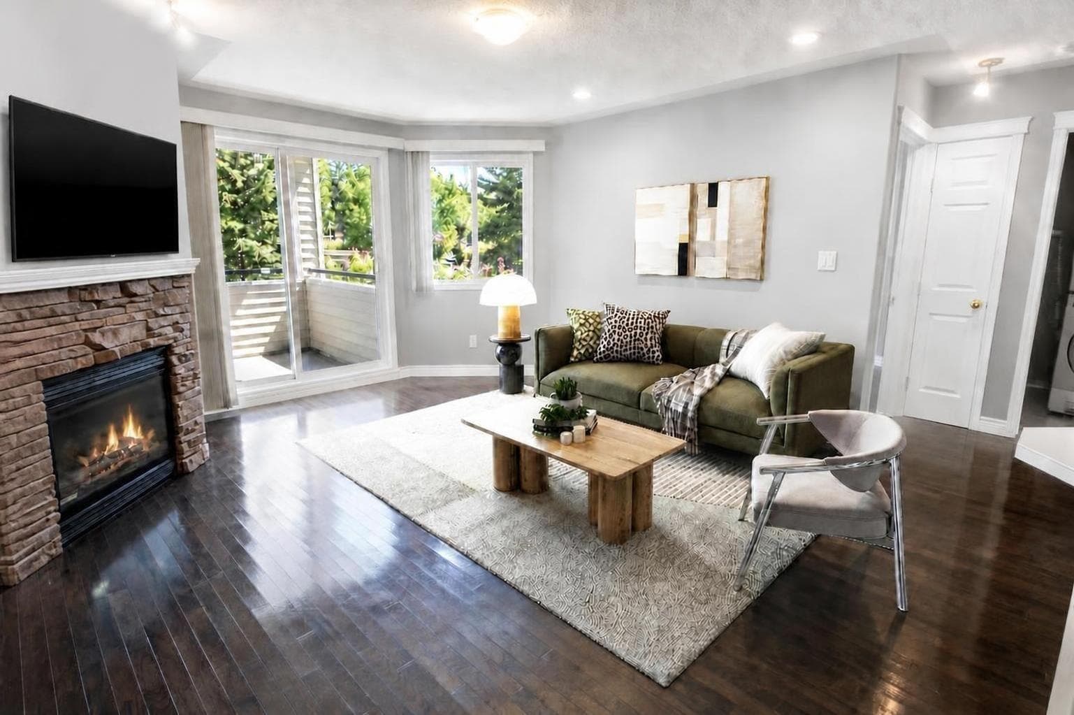 1207, 7451 Springbank Boulevard SW