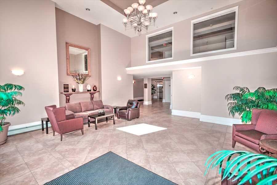 1207, 7451 Springbank Boulevard SW