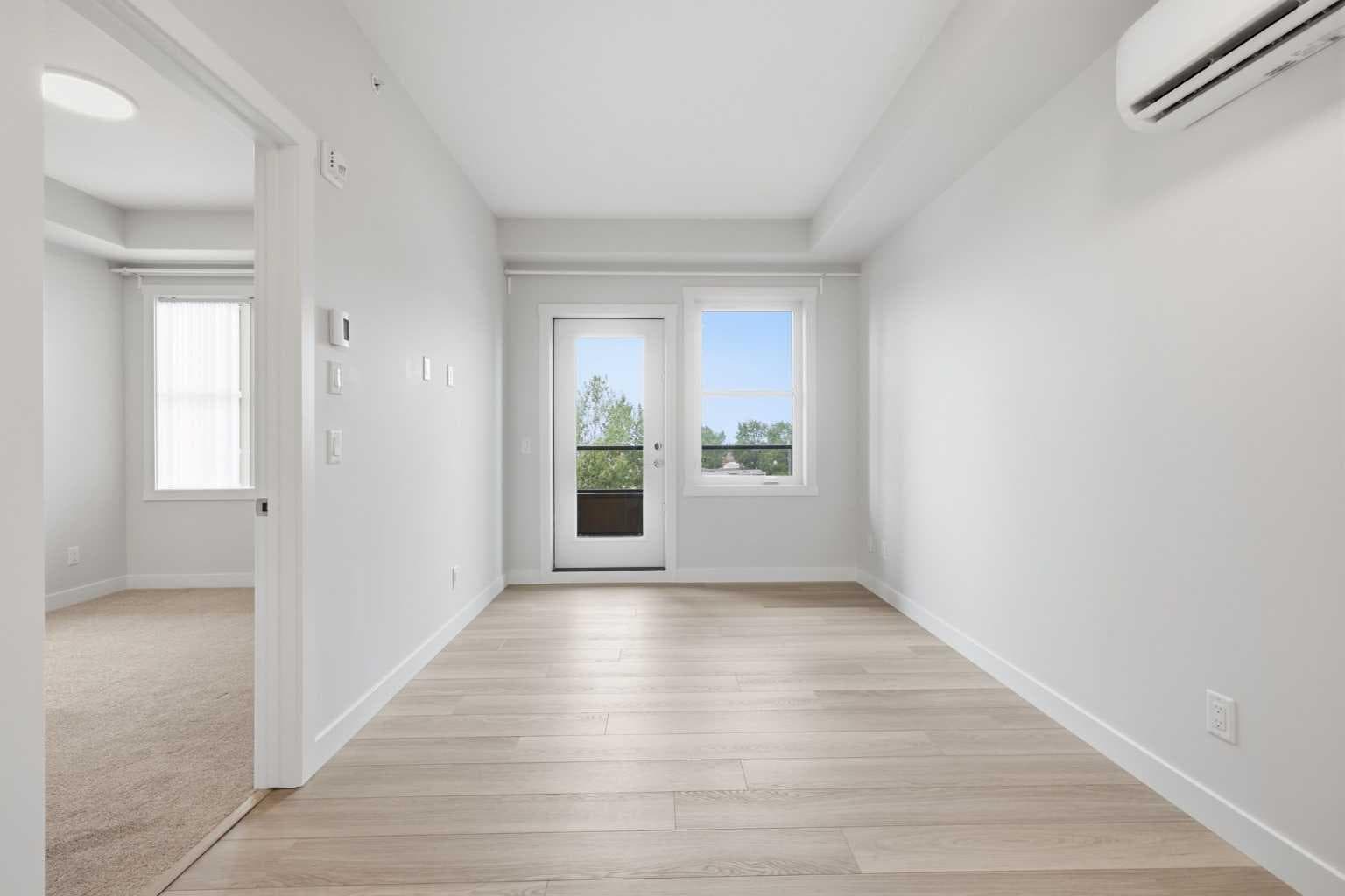1410, 81 Arbour Lake View NW