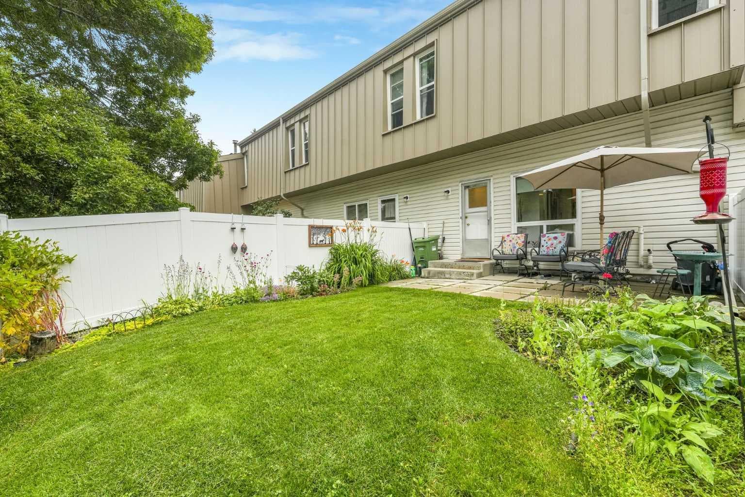 70 Brae Glen Lane SW