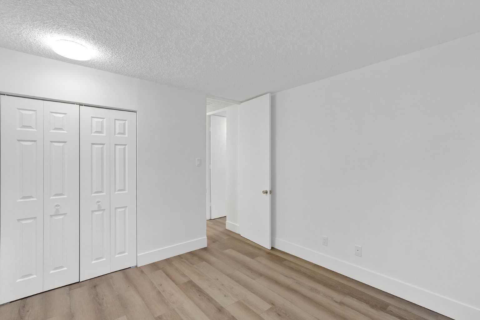 104, 6919 Elbow Drive SW