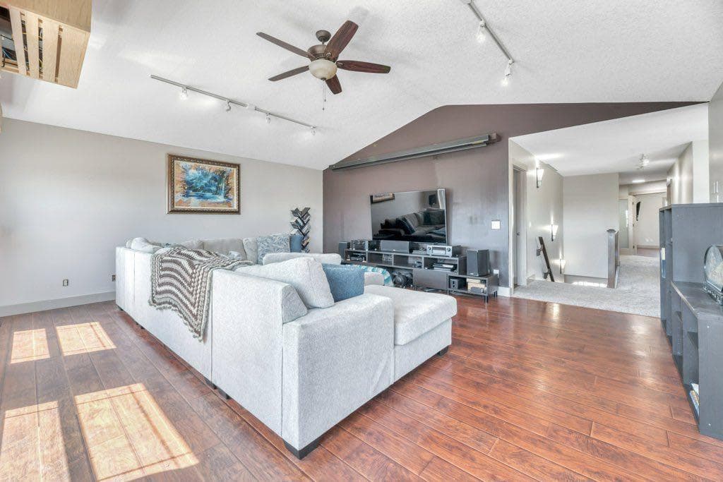 101 Hawkmere Place 