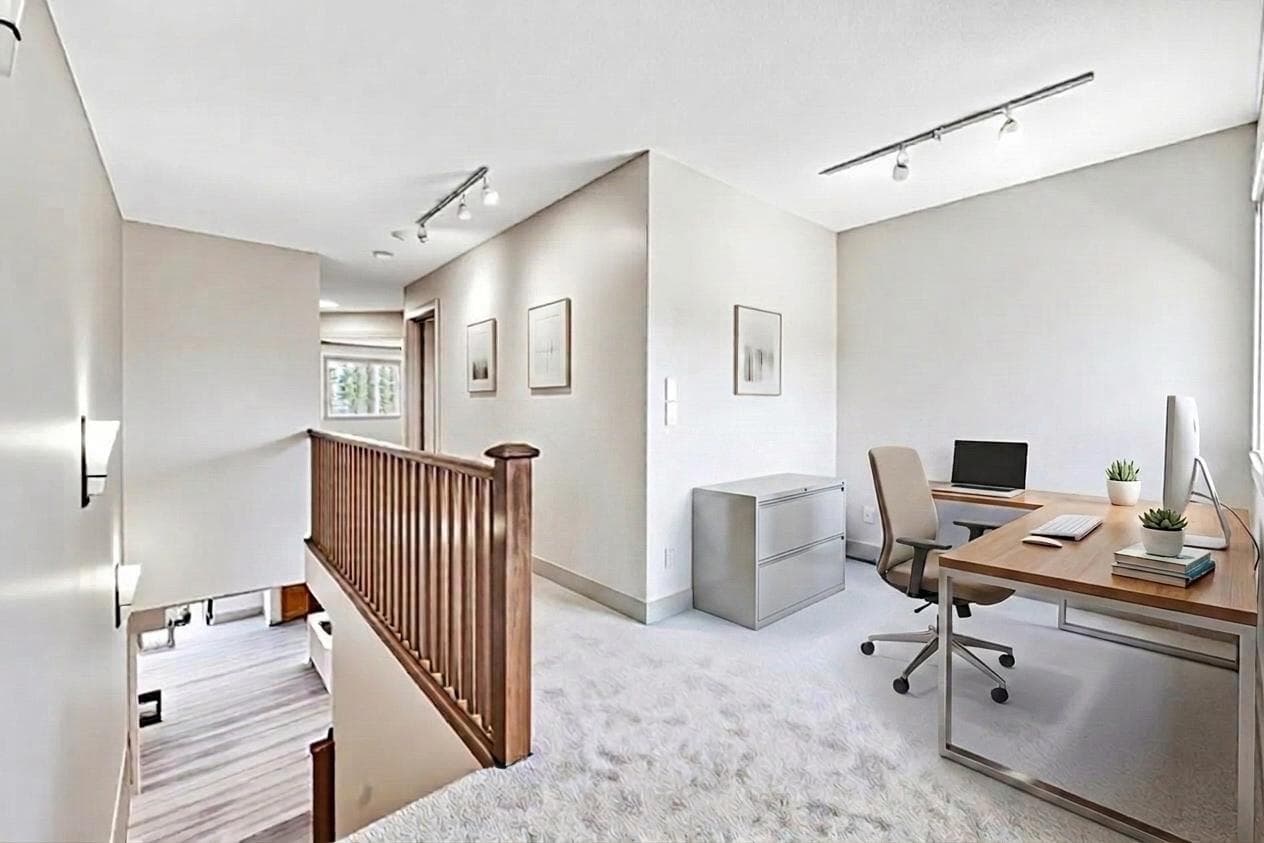 101 Hawkmere Place 