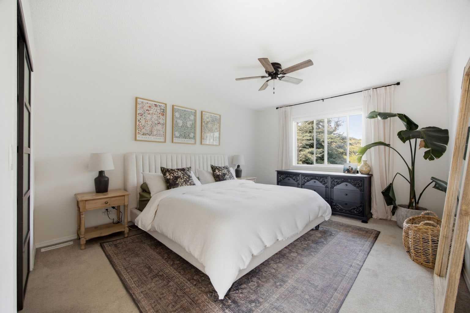 100 Bow Ridge Crescent 