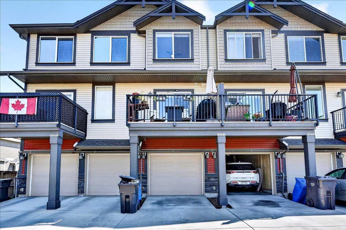 2003, 280 Williamstown Close NW