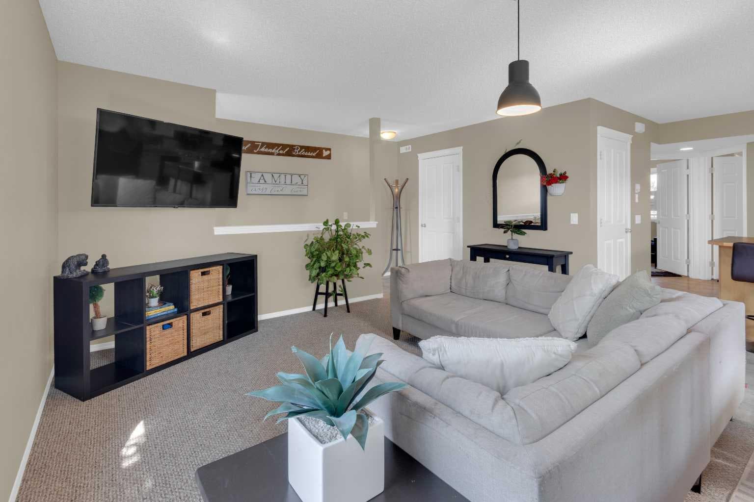 411, 140 Sagewood Boulevard SW