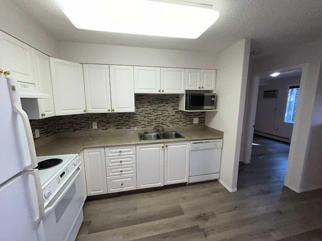 3120, 3000 Millrise Point SW