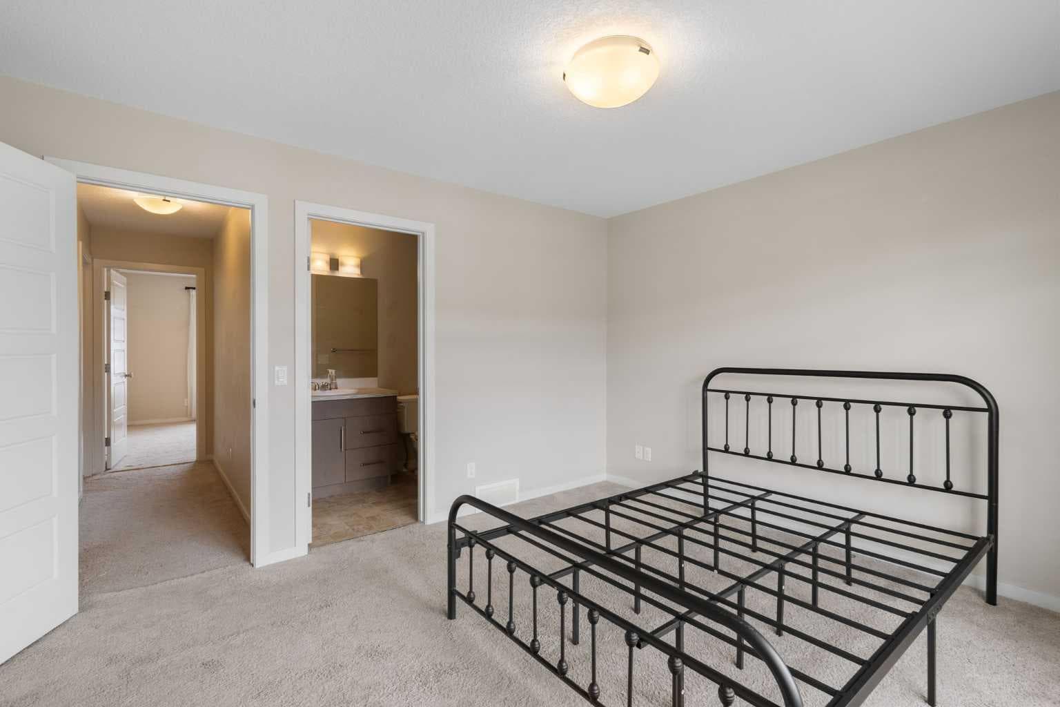 506 Evansridge Park NW