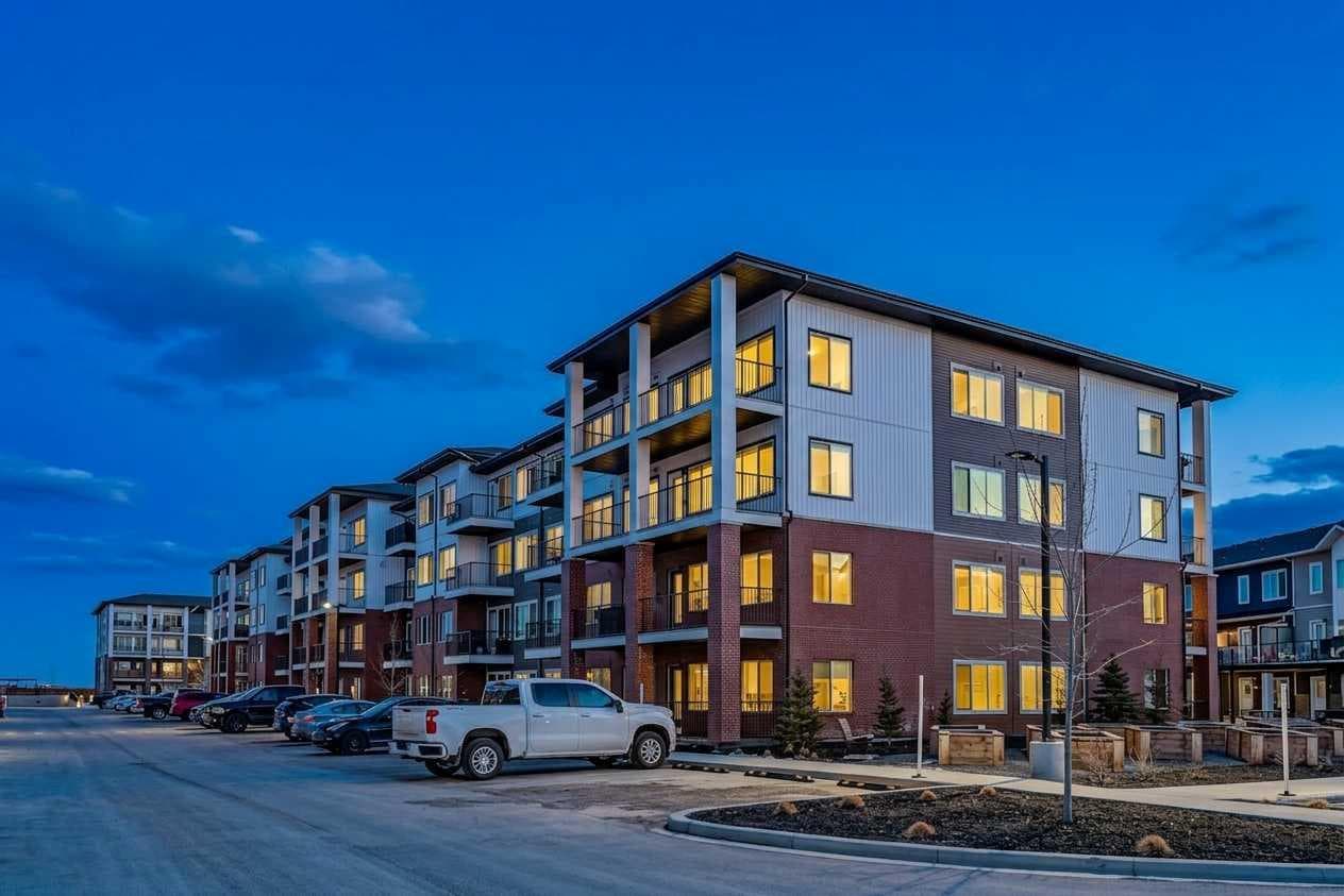 3201, 6 Merganser Drive W