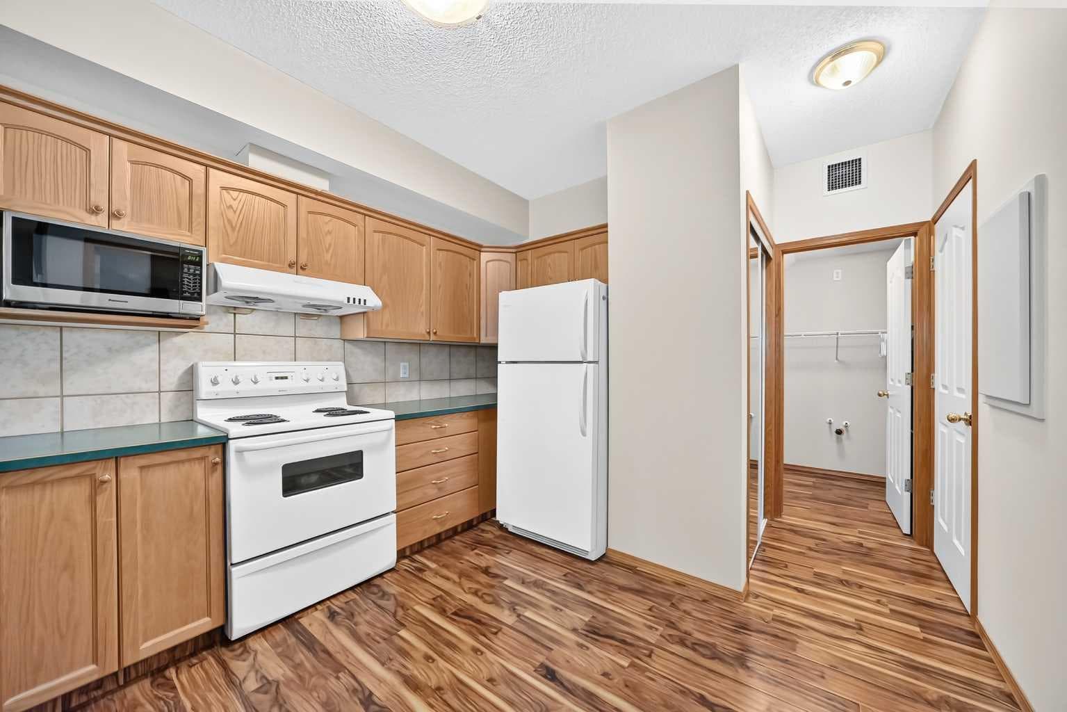 156, 1415 Centre A Street NE