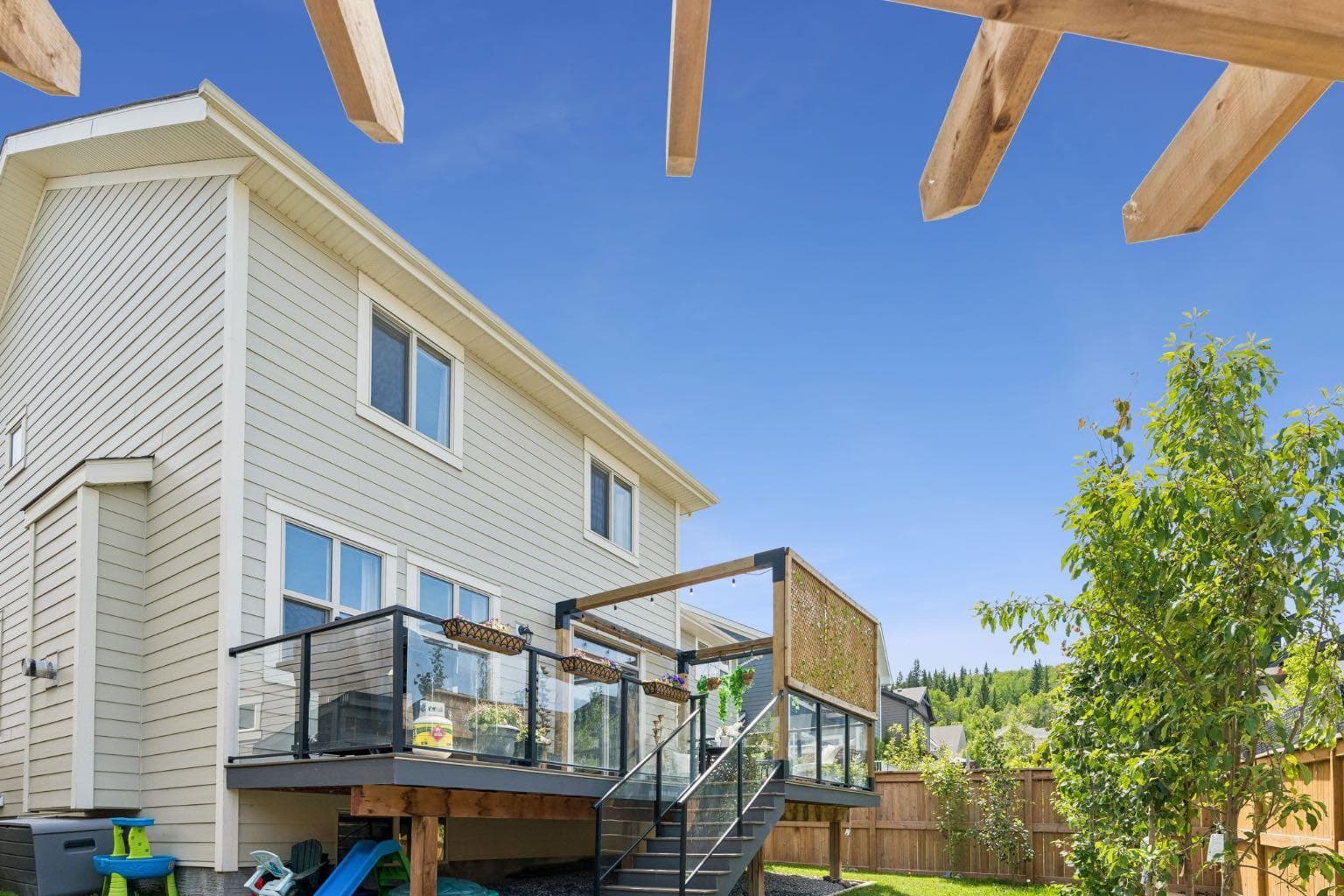 206 Riviera View 