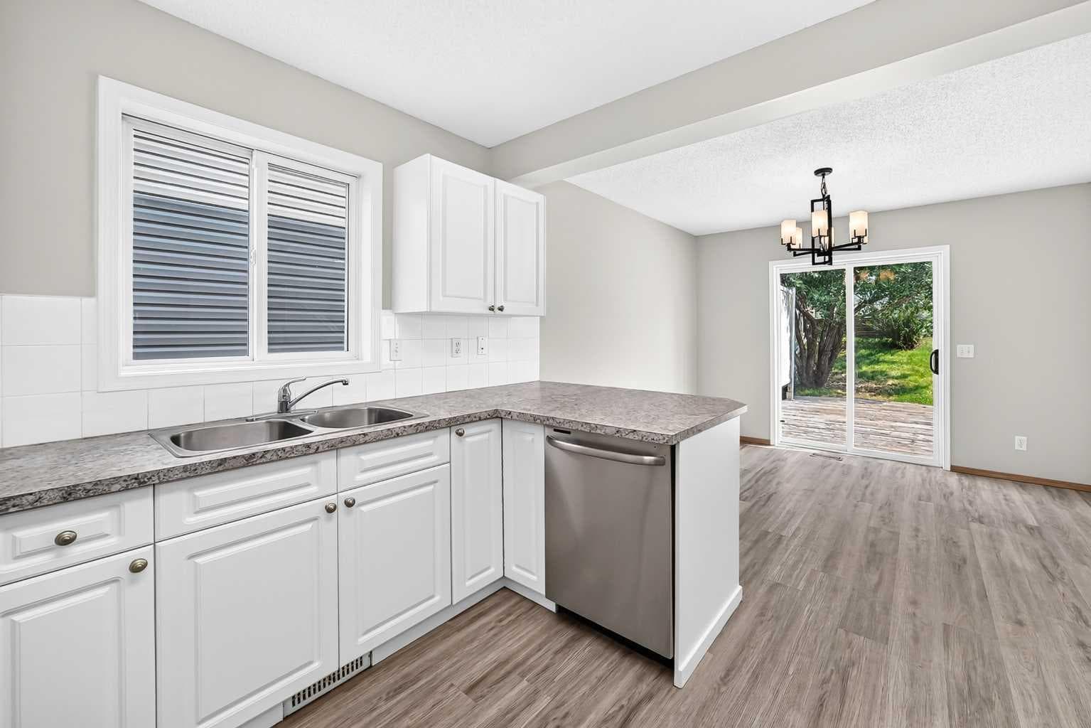 87 Citadel Peak Circle NW