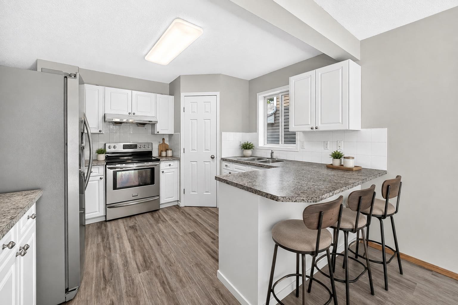87 Citadel Peak Circle NW