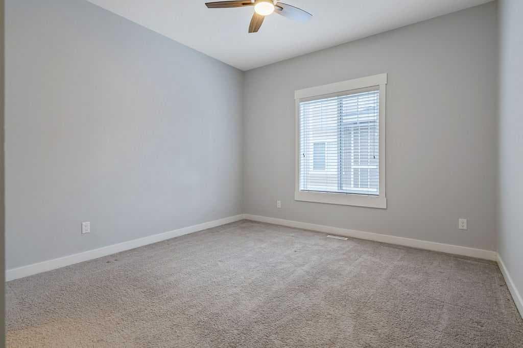 22 West Coach Manor SW