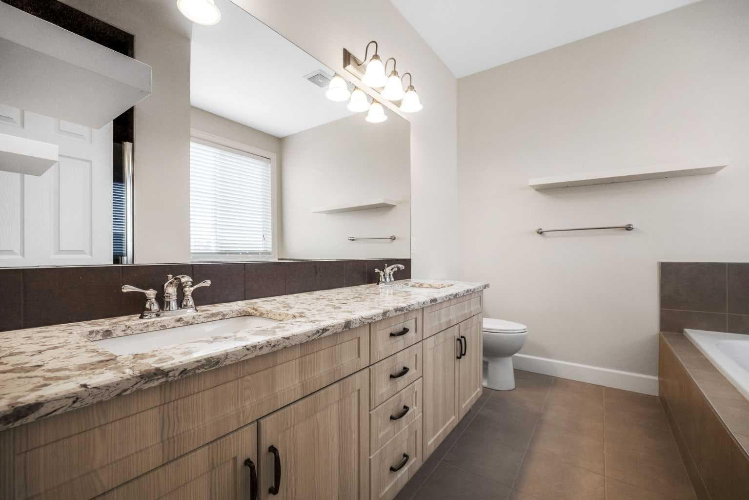 596 Windbrook Heights 