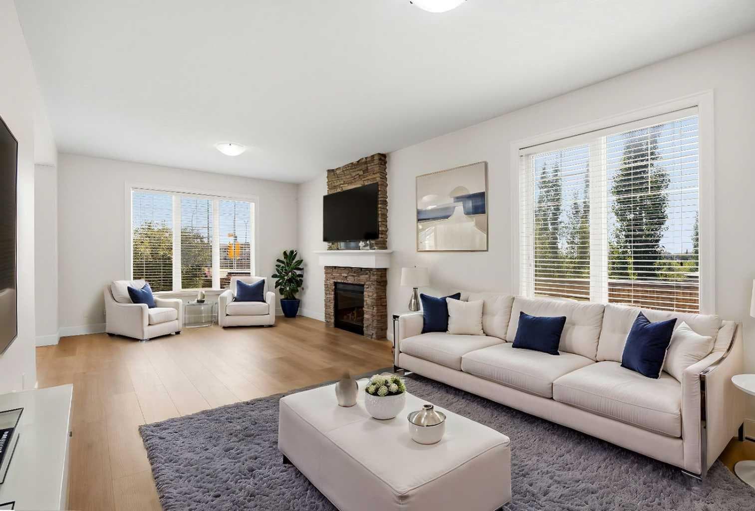 596 Windbrook Heights 