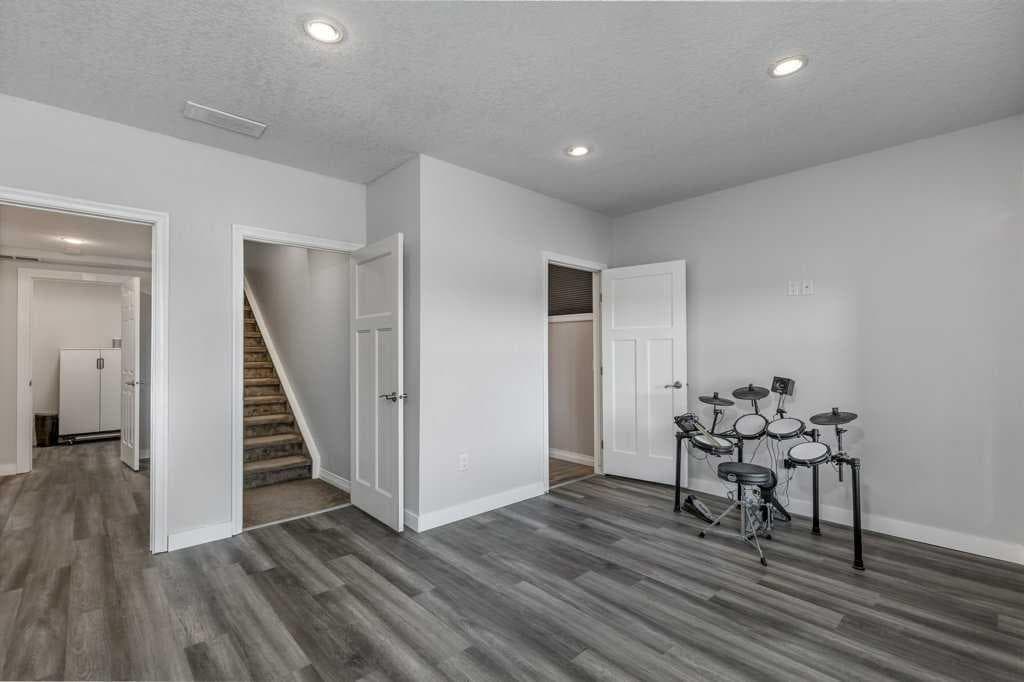 128 Sunset Park 